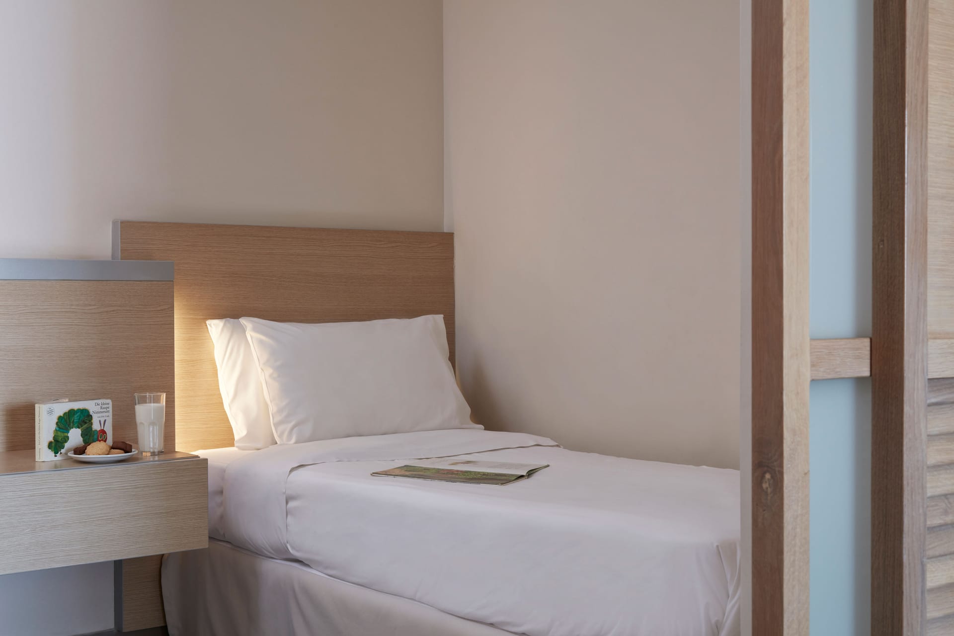 Large Family Suite Inland View