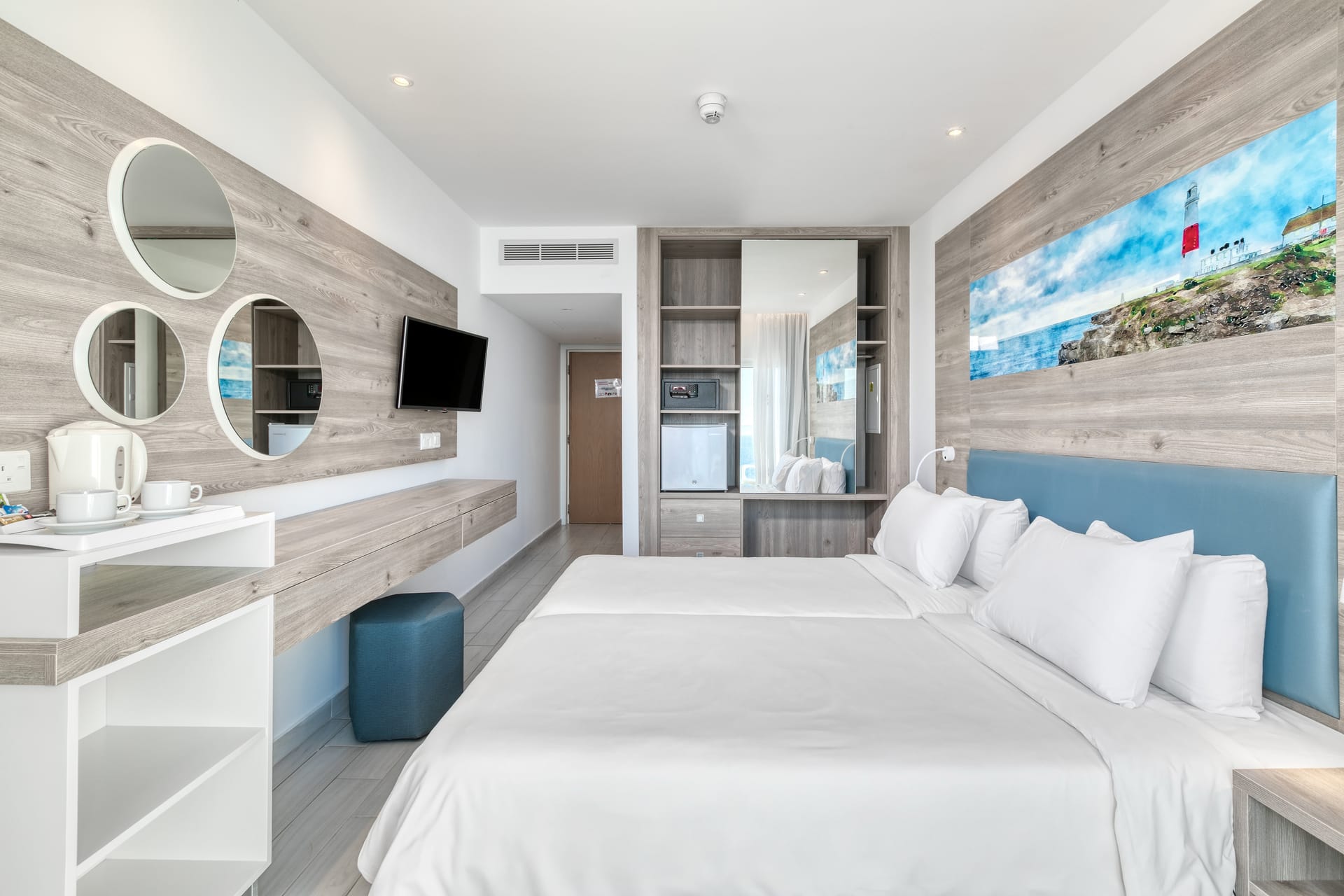 Twin / Double room Sea View