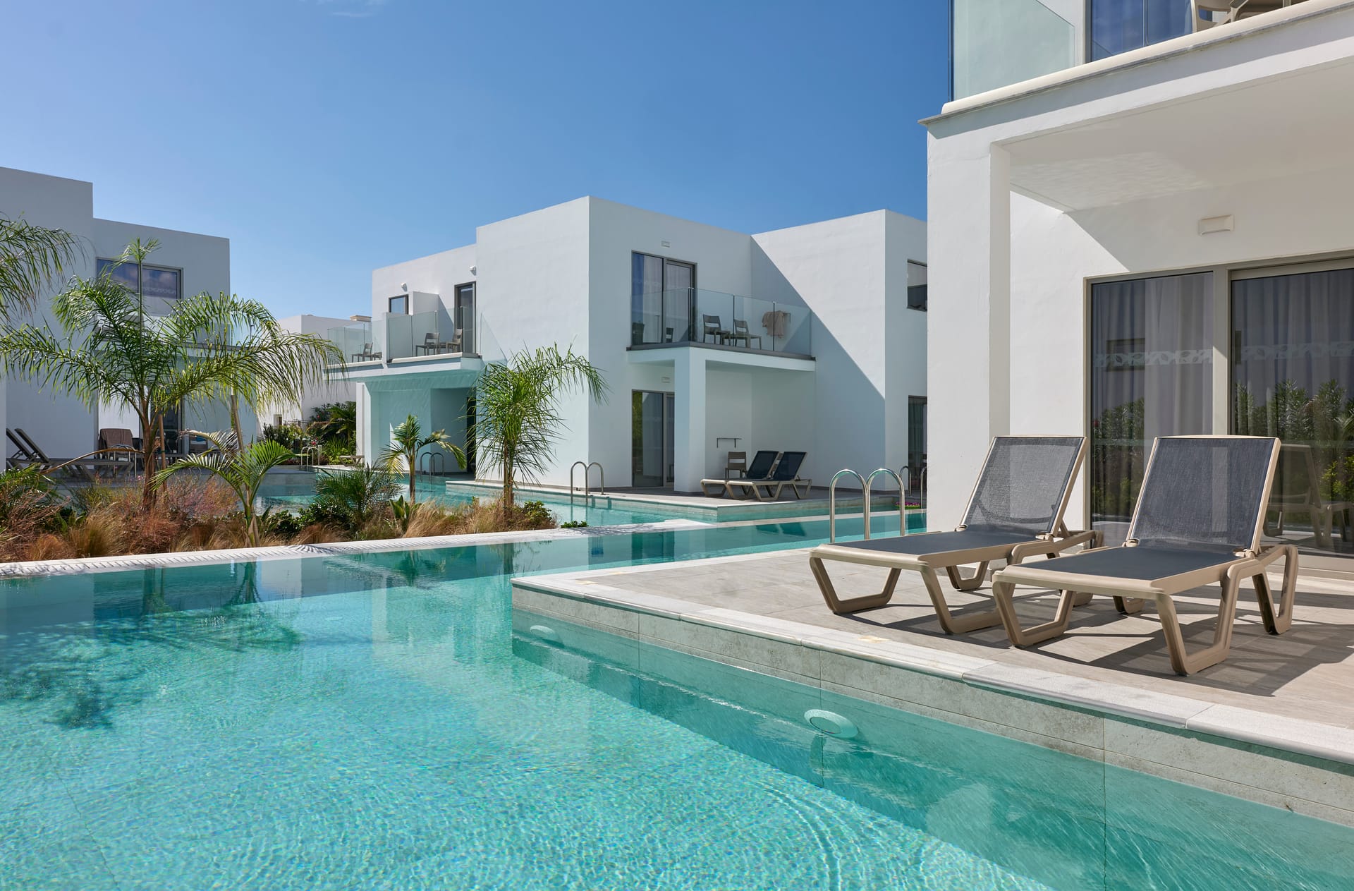 Double Room Swim up