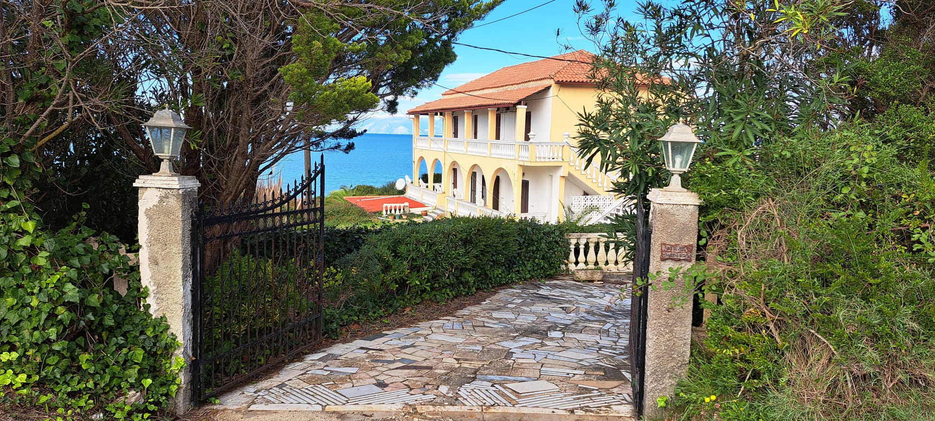 Aurora Beach House