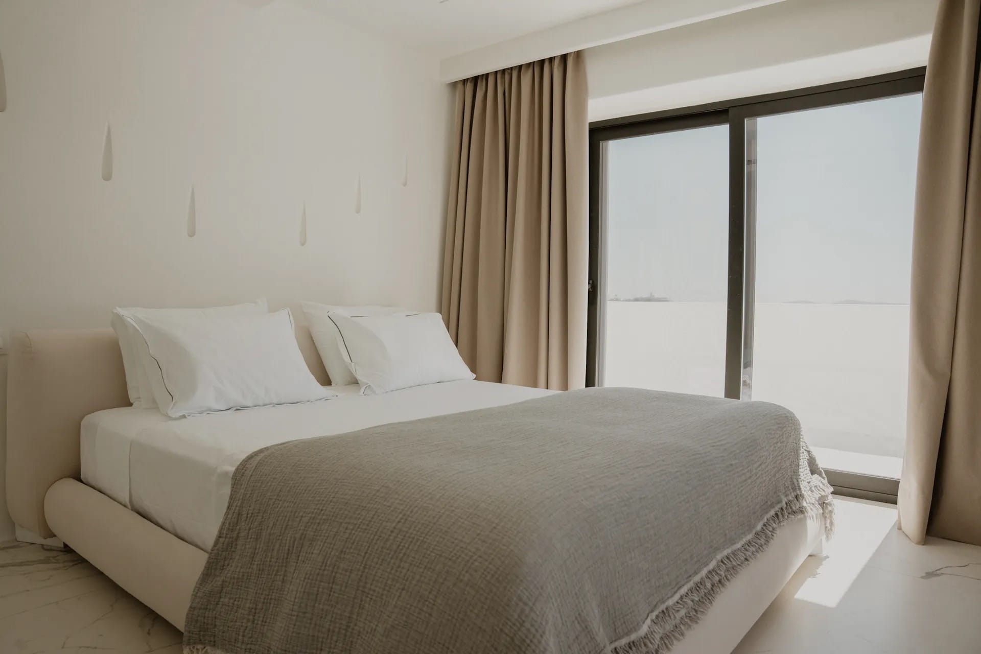 Tagoo Hills Luxury Suites, Tagoo, Grčka — Two-Bedroom Suite with Sea View & 2 Baths (2 Double)