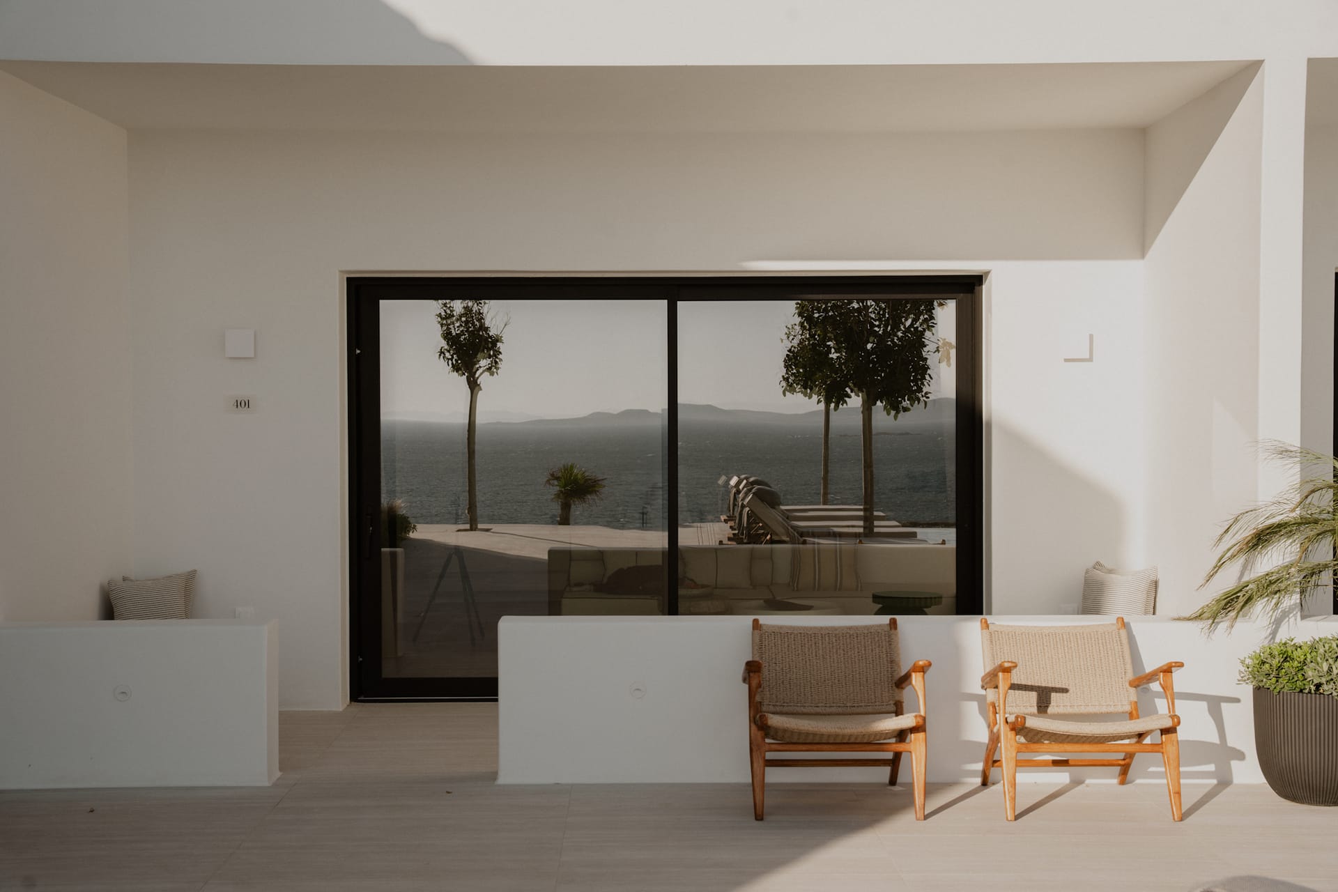 Tagoo Hills Luxury Suites, Tagoo, Grčka — Deluxe Poolside Room