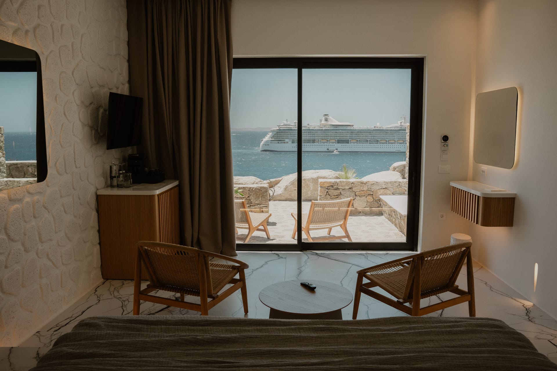 Tagoo Hills Luxury Suites, Tagoo, Grčka — JUNIOR SEAVIEW SUITE