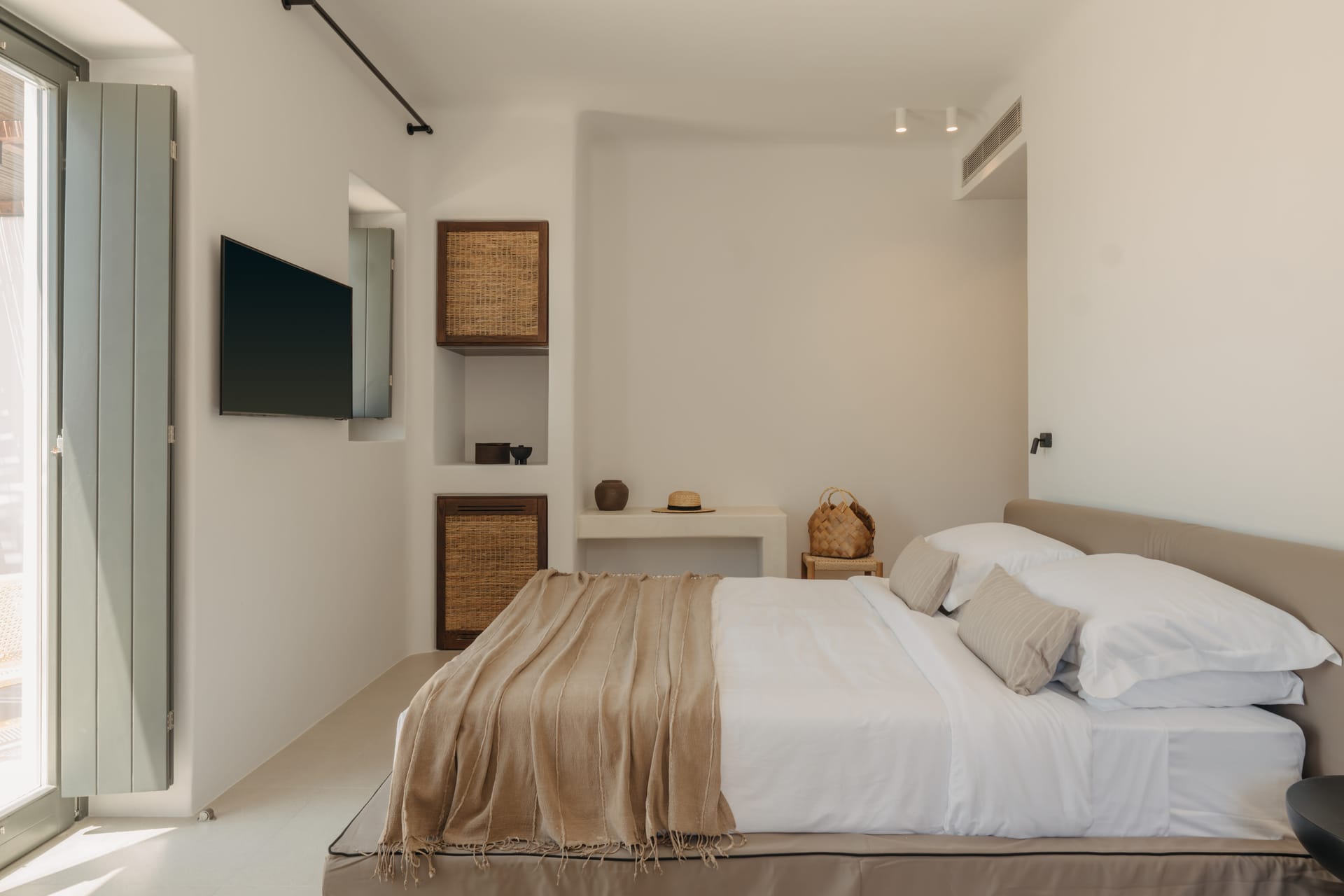 Junior Suite with Outdoor Hot Tub & Sea View