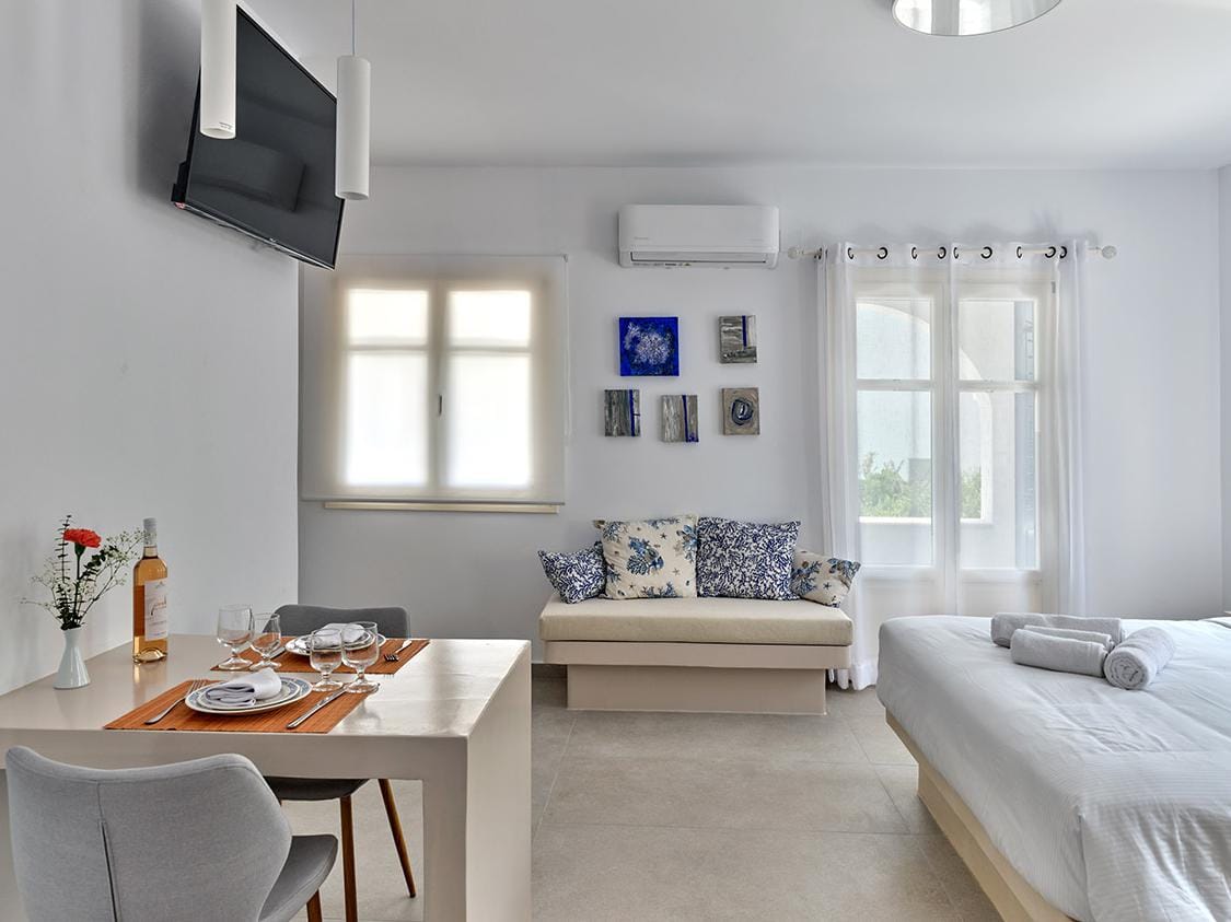 Paros Spot B