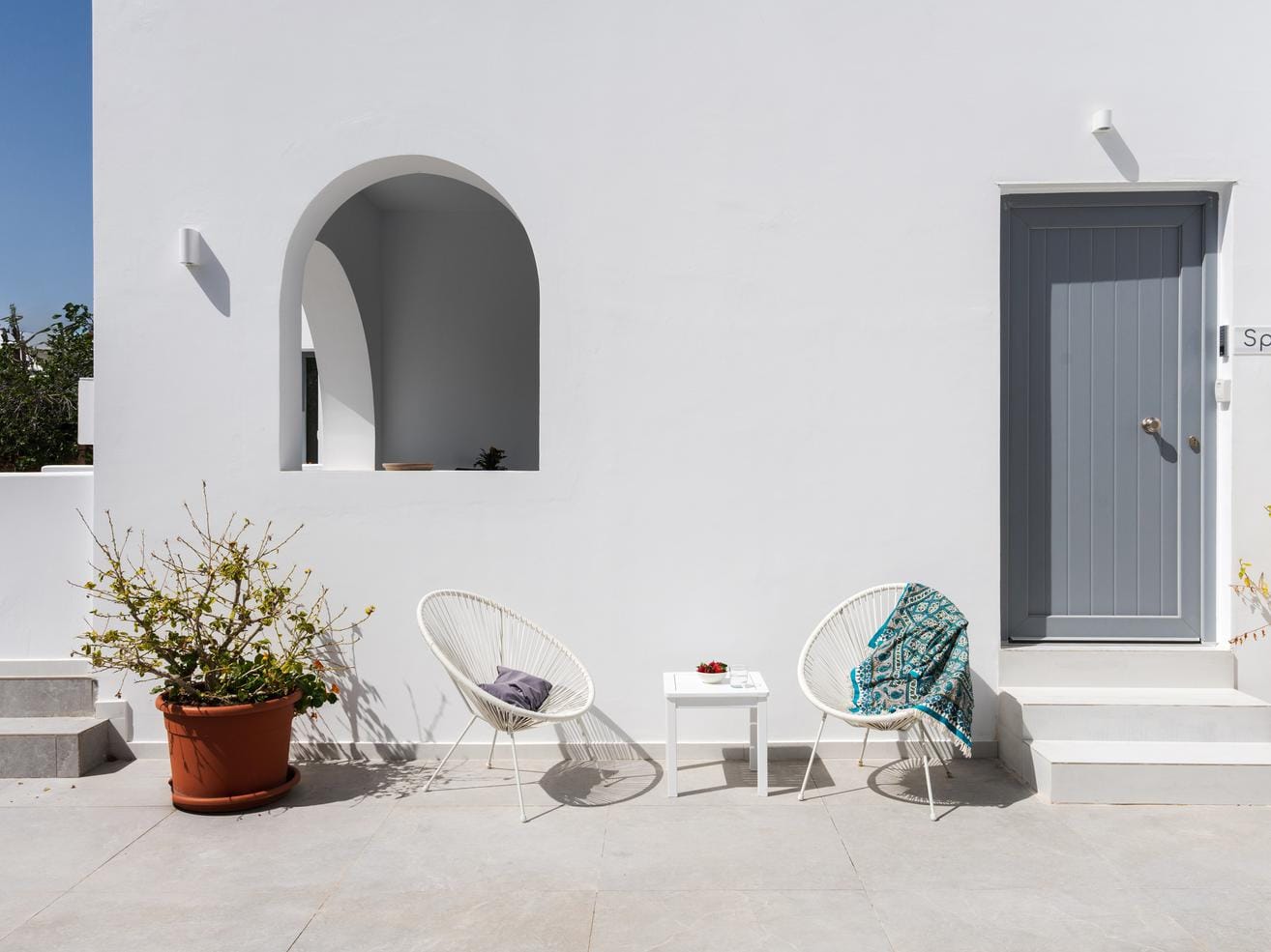 Paros Spot J
