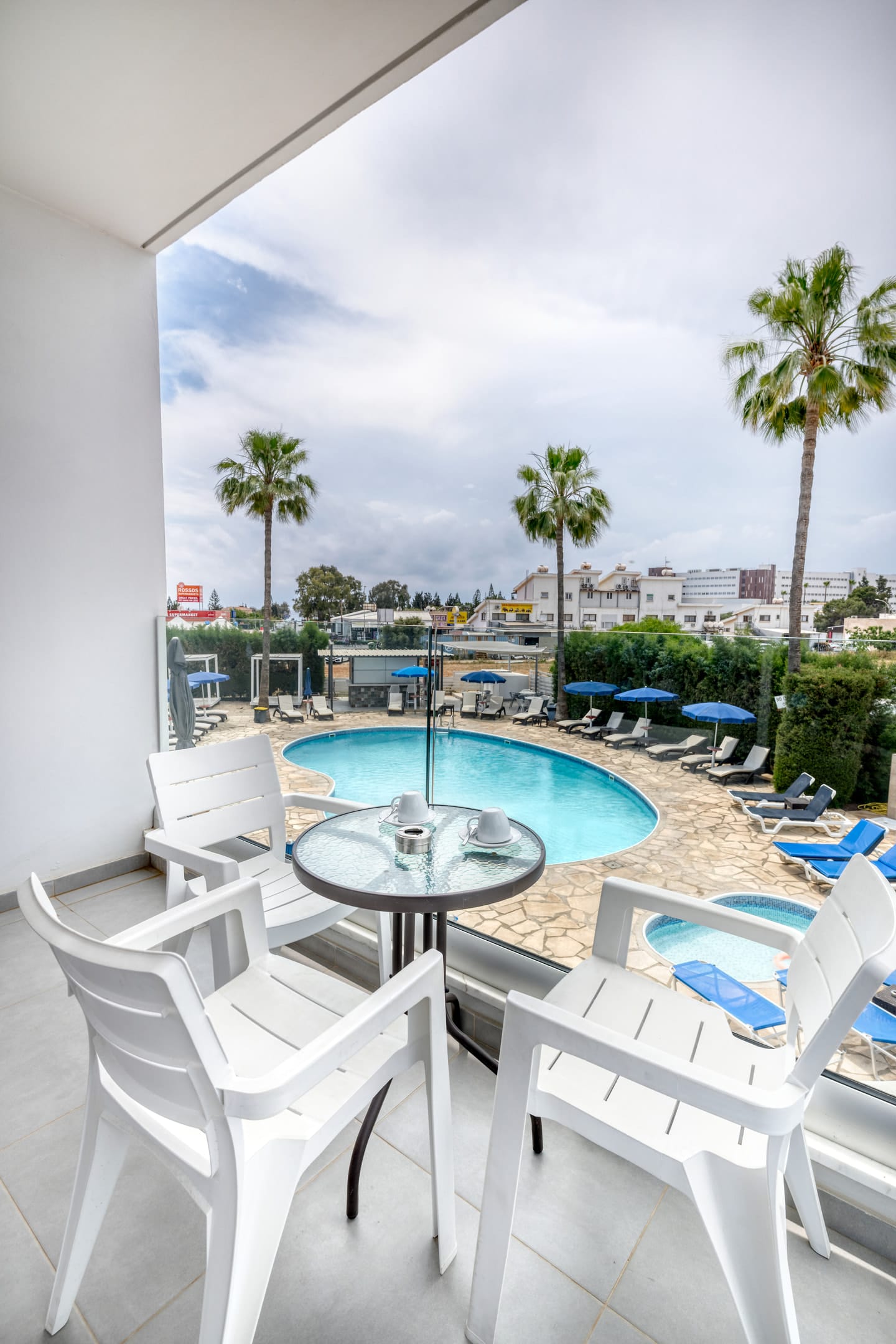 Bellini Hotel, Aja Napa, Kipar — Deluxe Room with Pool View