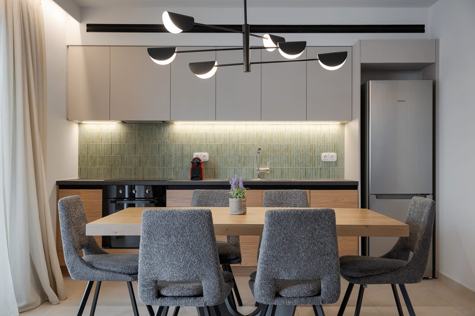 Glyfada Signature Apartment | Ermou 17  |  Glyfada 16674