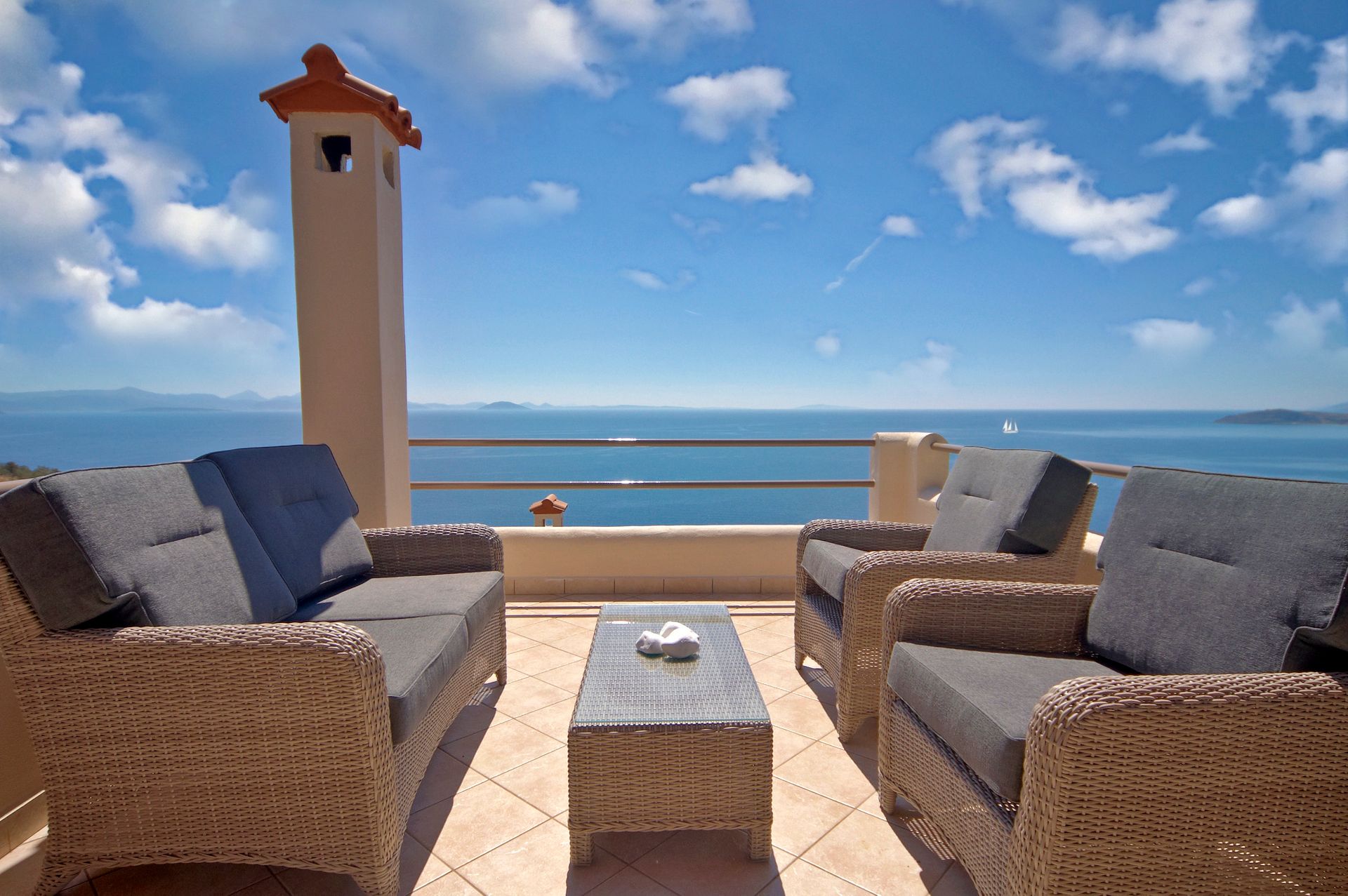 Turquoise Deluxe Seaview Suite