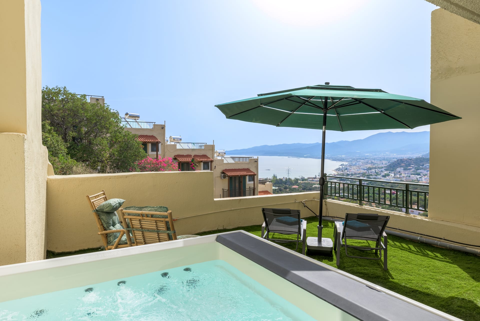 One-Bedroom Apartment with Spa Bath