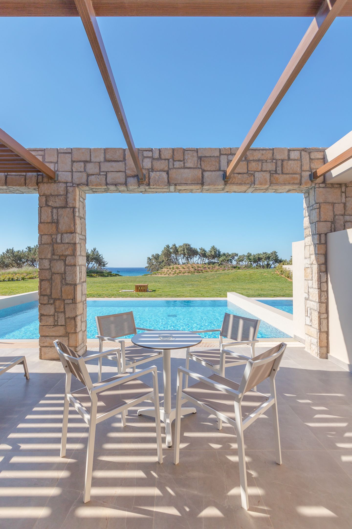 Family Frontal Sea View Private Pool