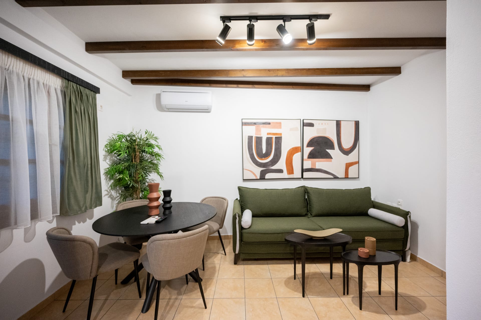 GUESTHOUSE SUITE