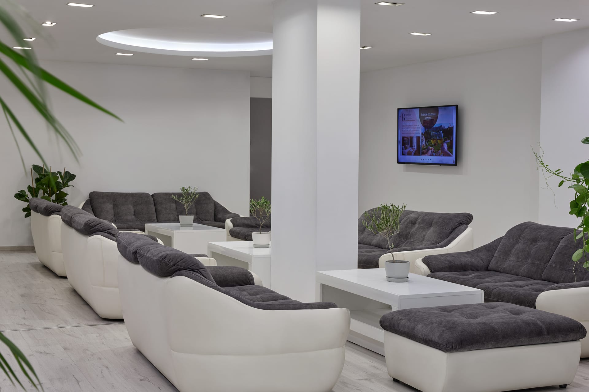 Boss Boutique Athens, ,