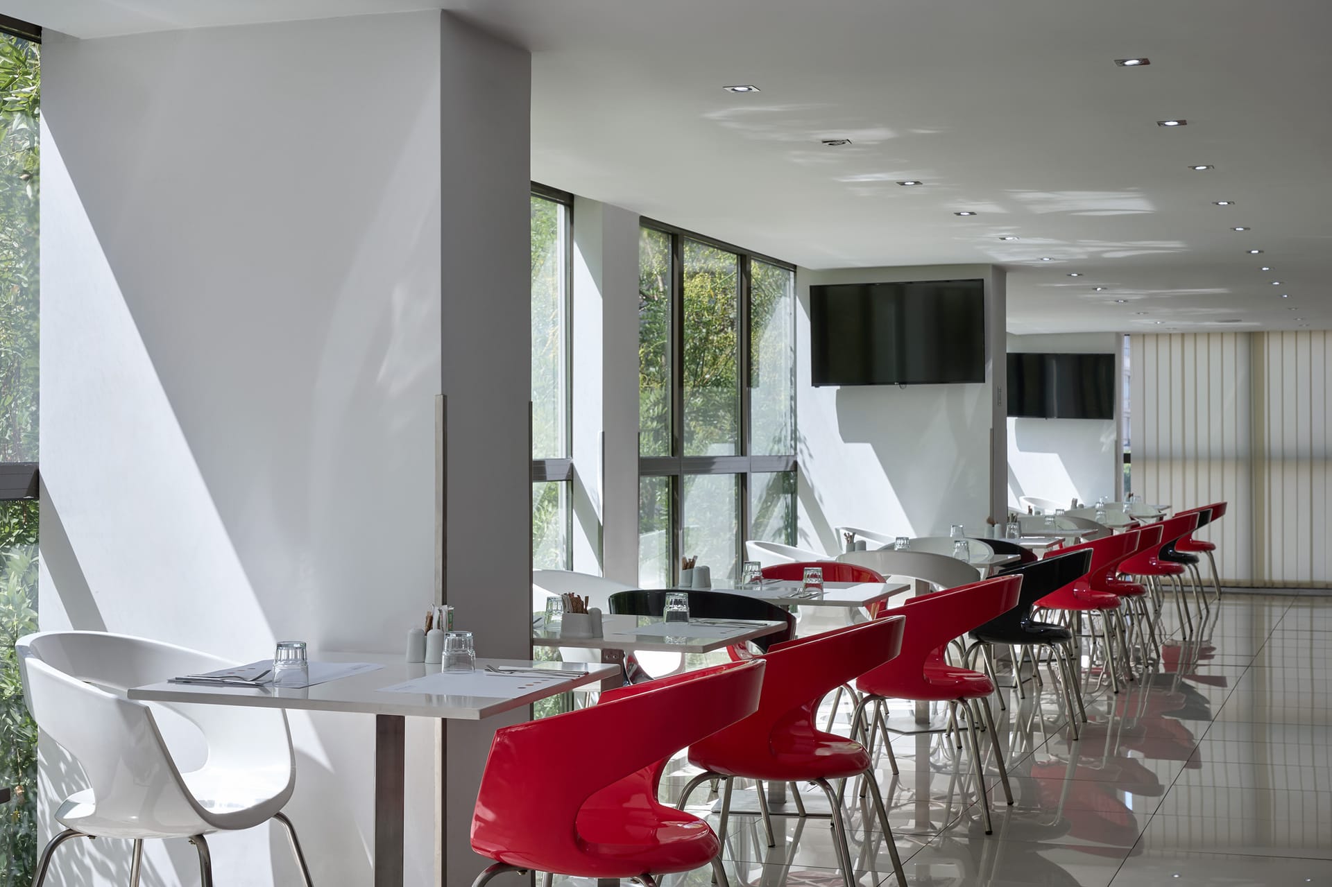 Breeze Boutique Athens, ,