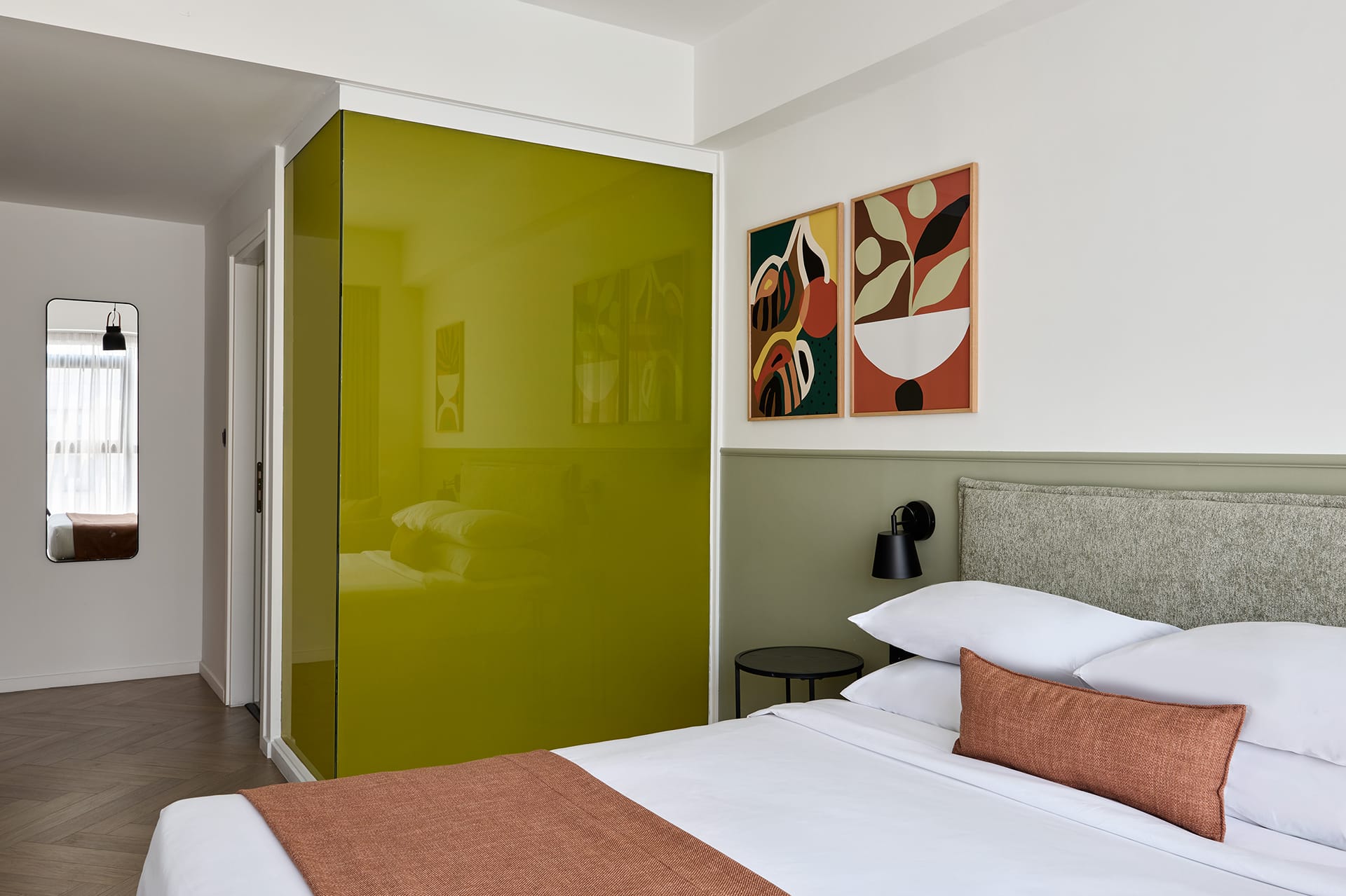 Breeze Boutique Athens, ,