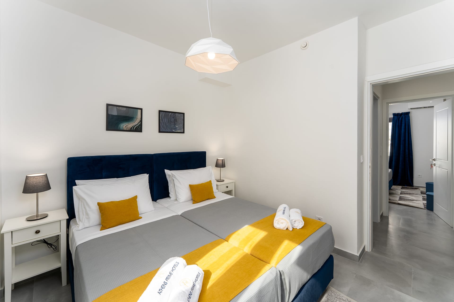 Deluxe Apartment with Balcony