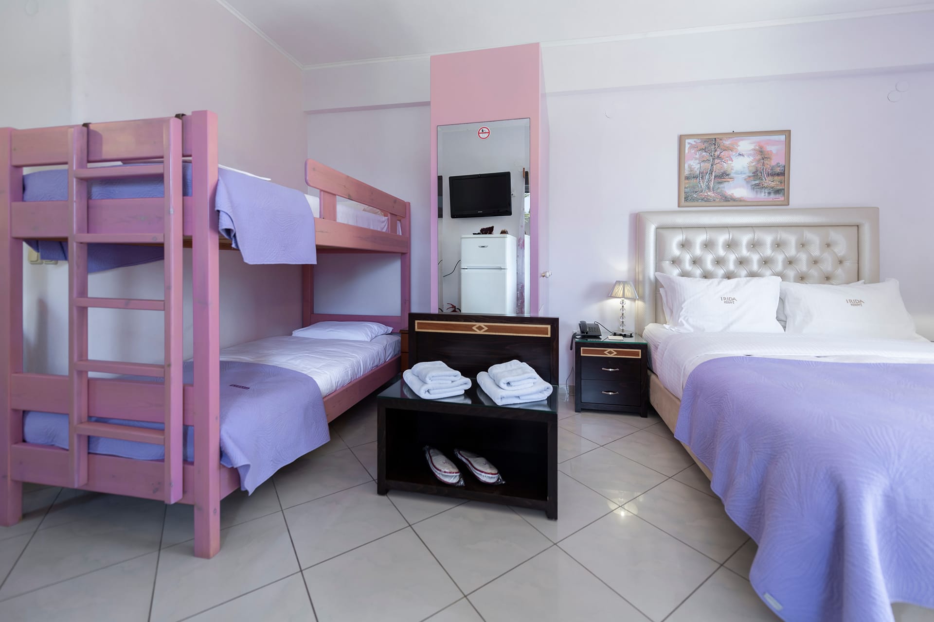 Deluxe Family Suite Hera