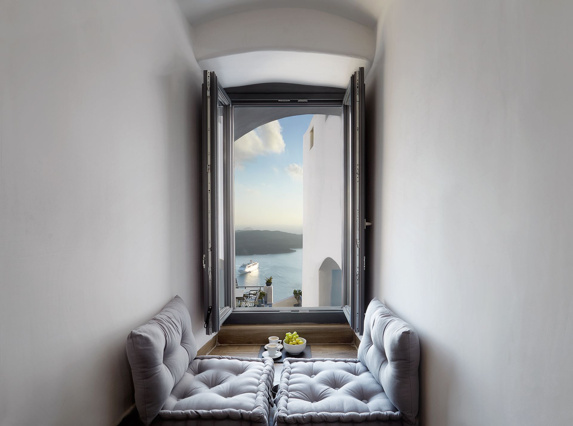 Dream Cave Suite