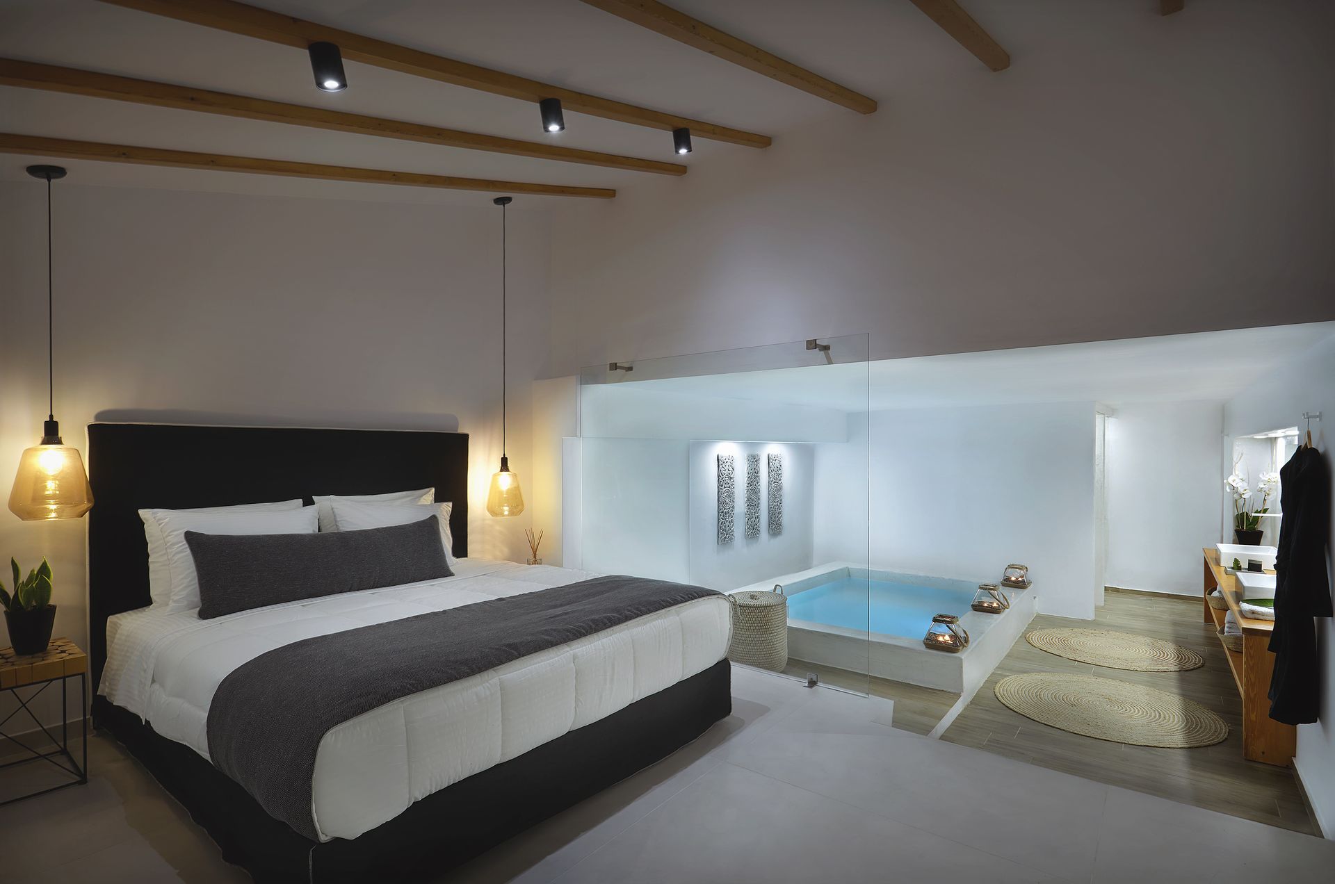 Grand Cave Suite