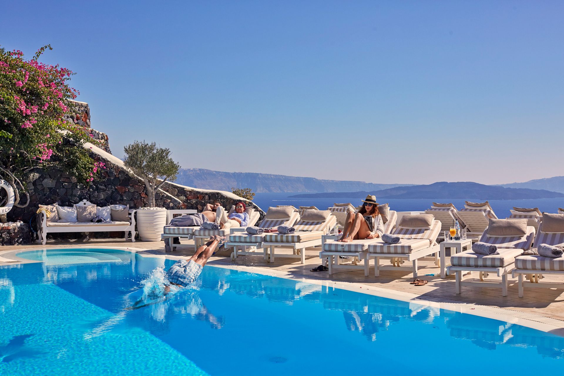 Canaves Oia Hotel & Suites | Luxury Hotel Santorini Island Greece ...