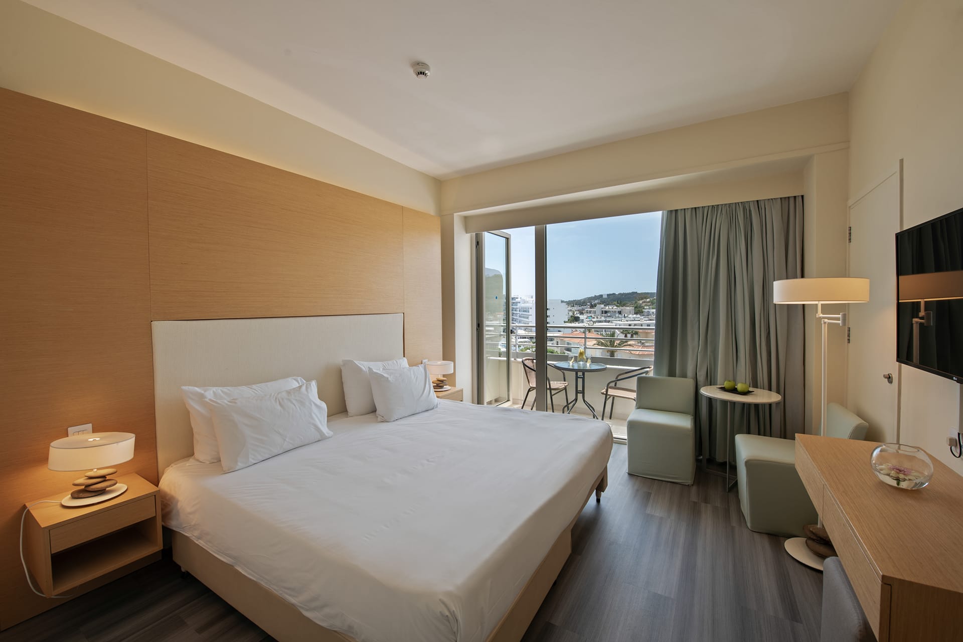 Capo Bay Beach Hotel, Protaras, Kipar — Double/Twin Room with Inland View