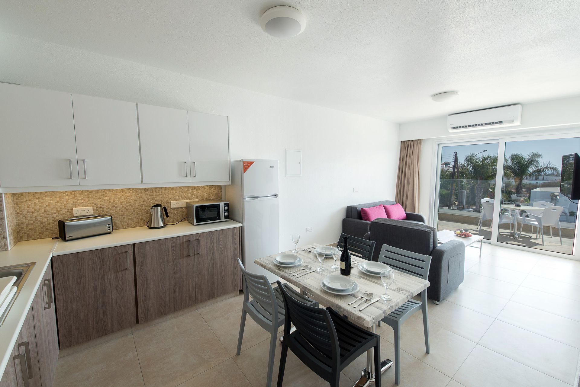 Luxury One Bedroom Apartment La Casa Di Napa Apartments, Cyprus