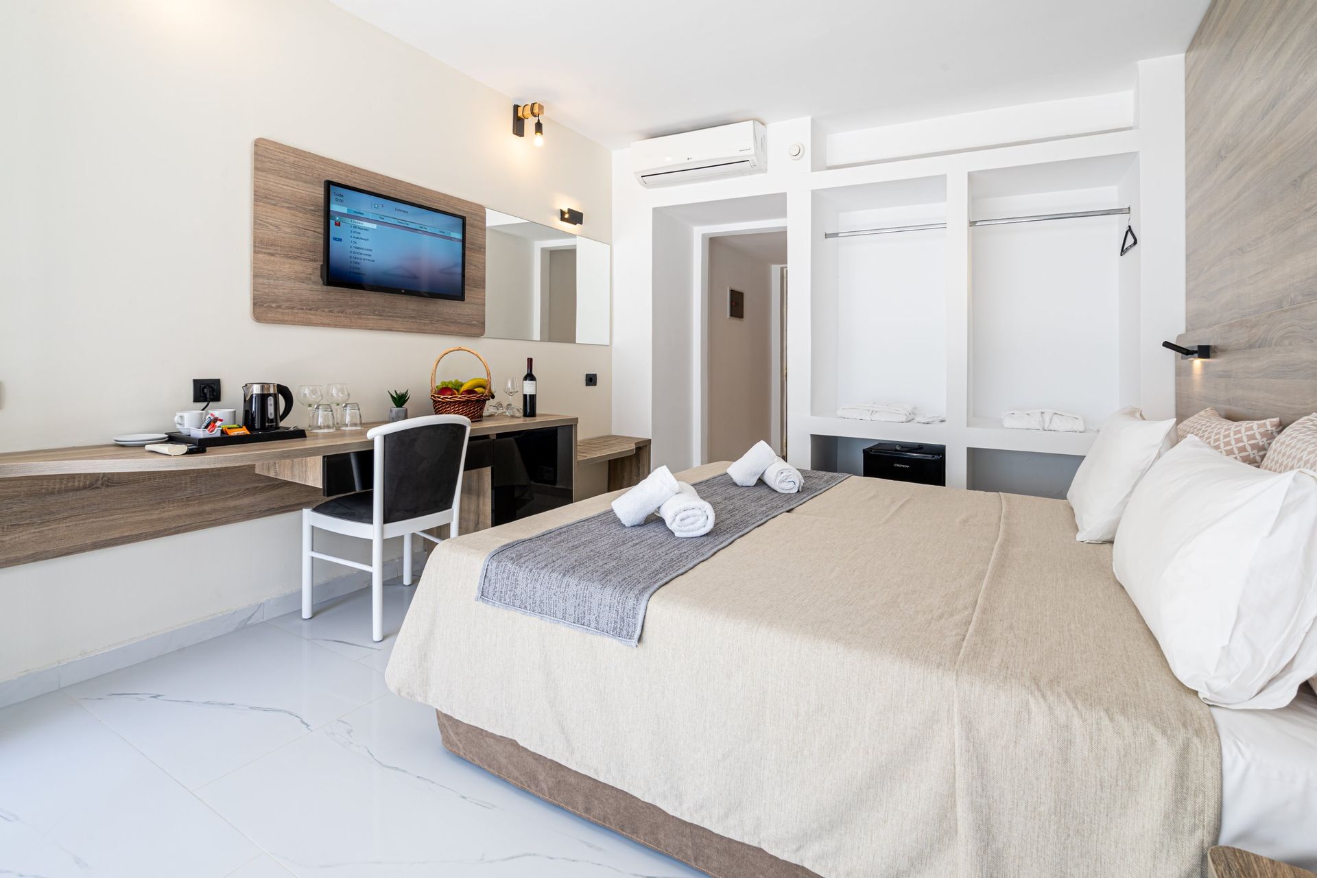 Double Suite