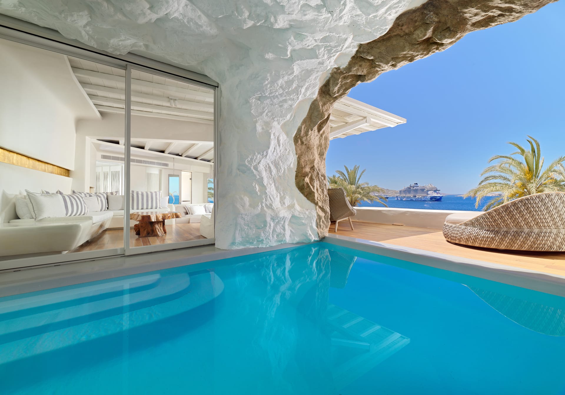 Suite with Private Pool