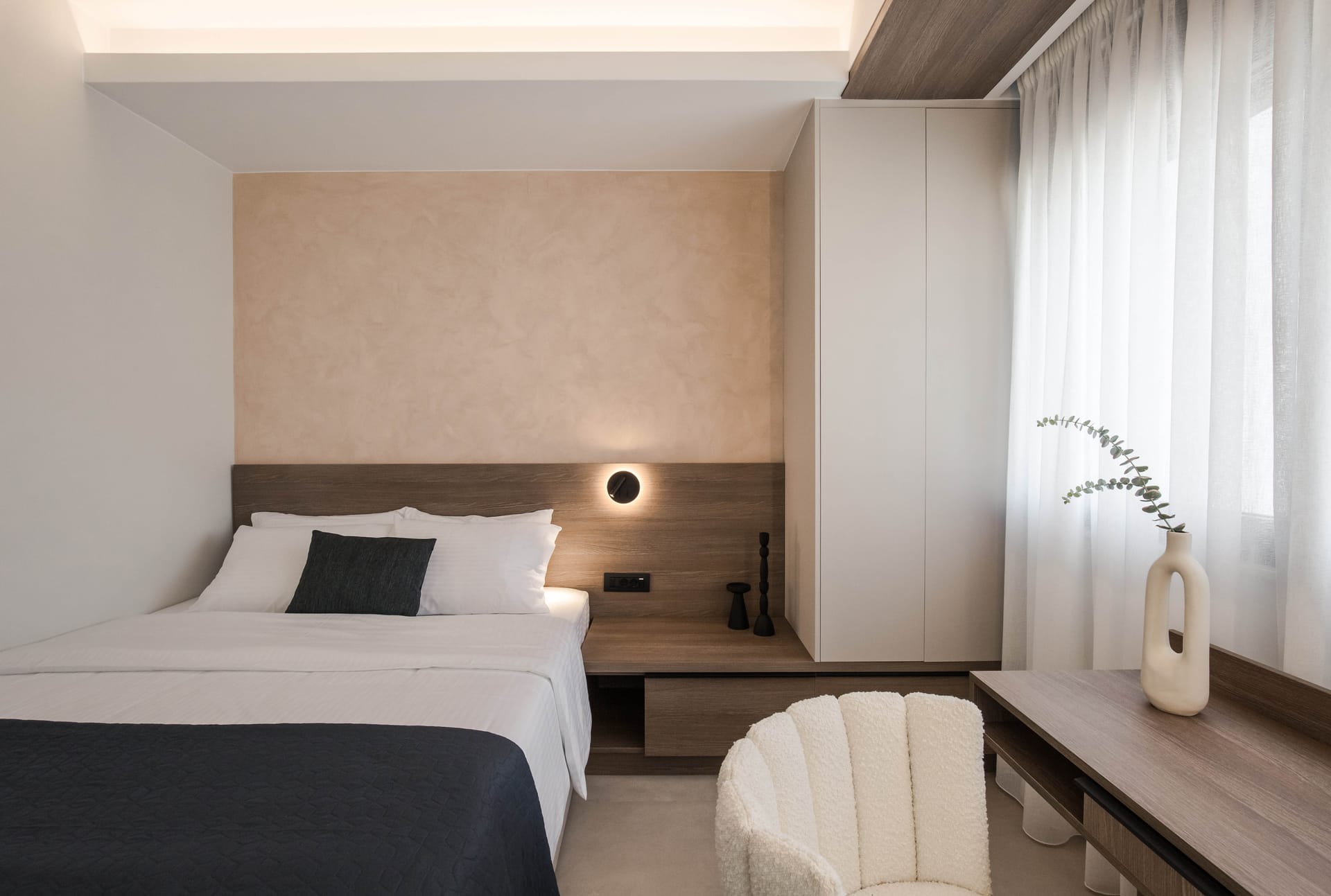 Junior Suite with City View