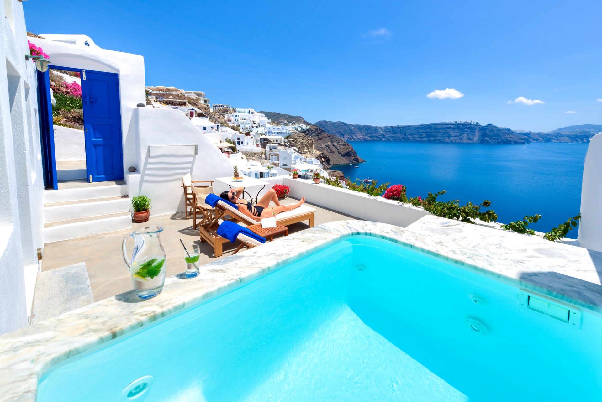 Captain's Suite with Whirlpool | Caldera View