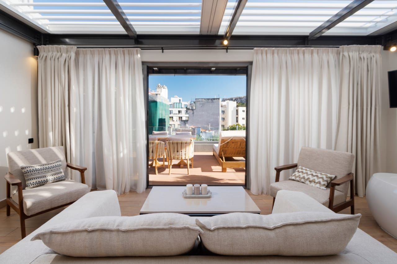 Acropolis View Suite with Jacuzzi - Athens Christokopidou Residence