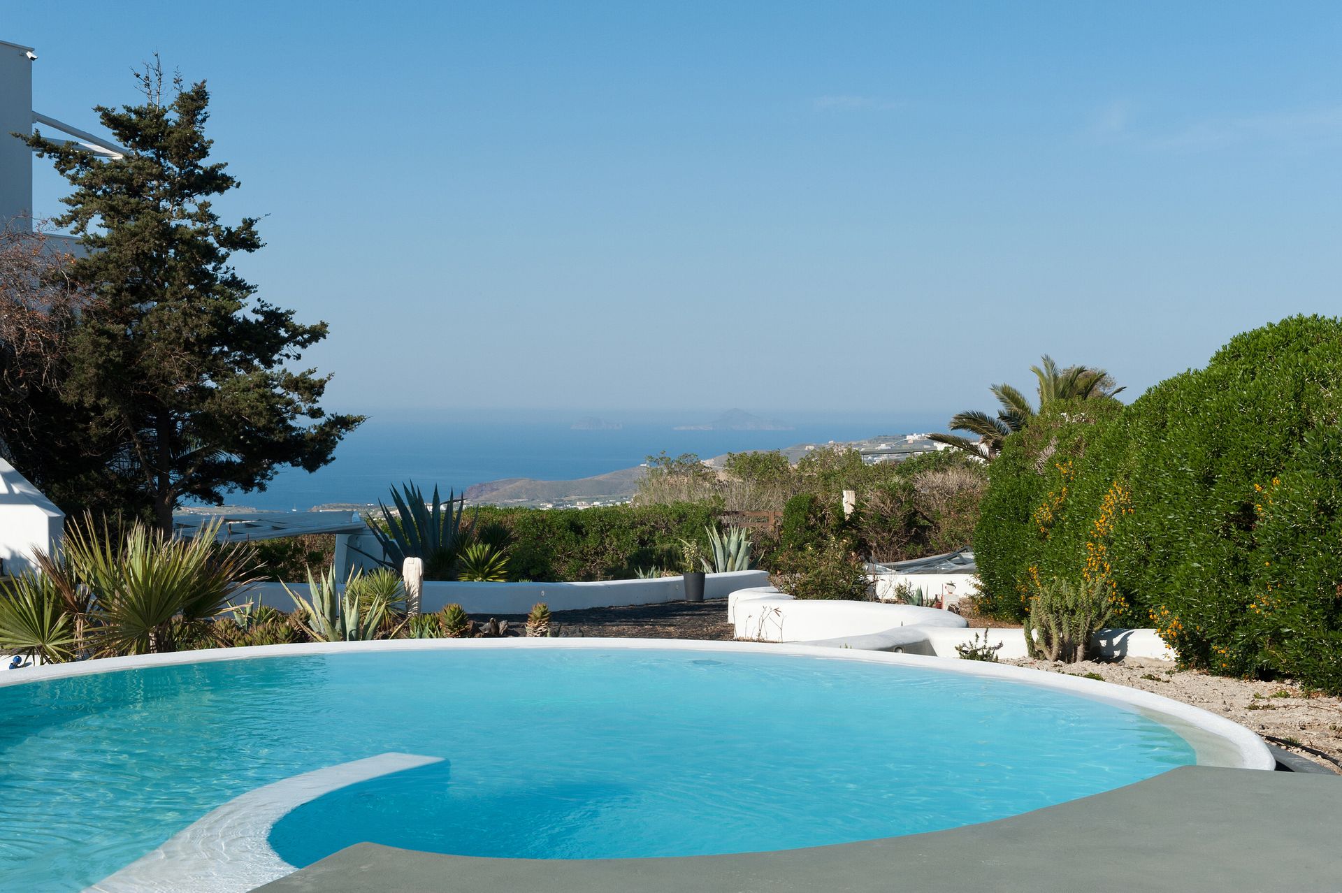 Saligari Villa with Private Pool and Jacuzzi