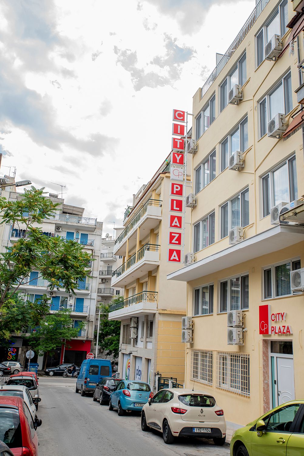 City Plaza Apartments & Rooms Thessaloniki
