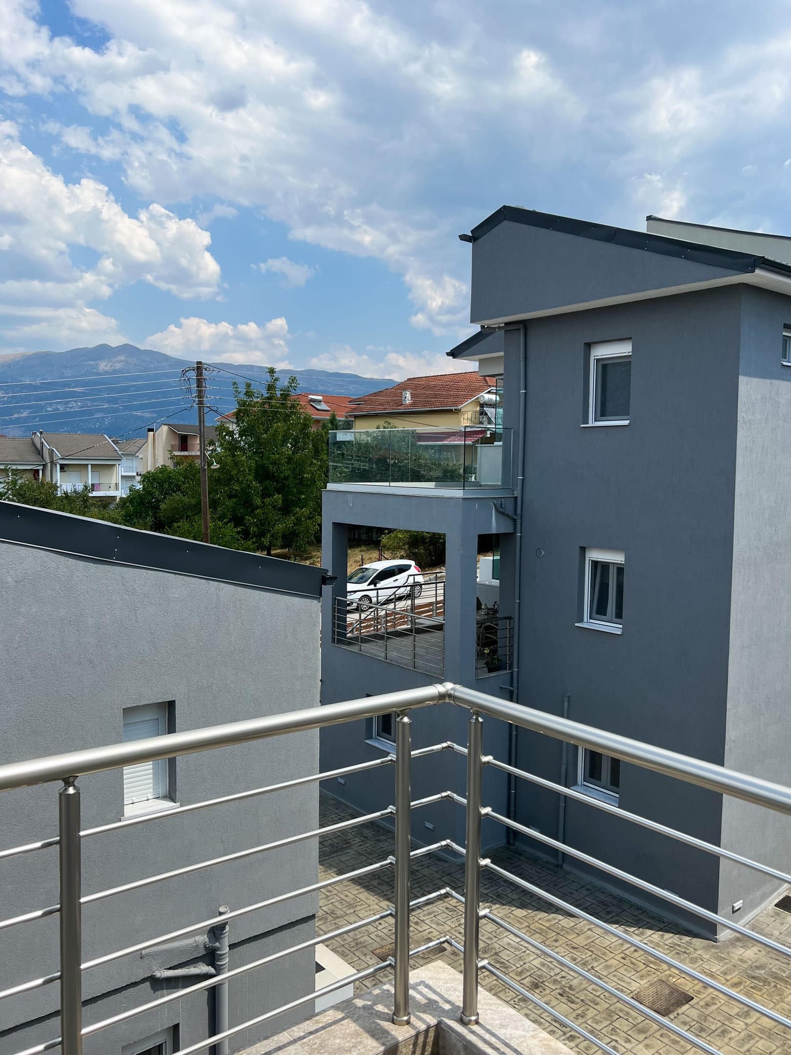 Clio Apartments