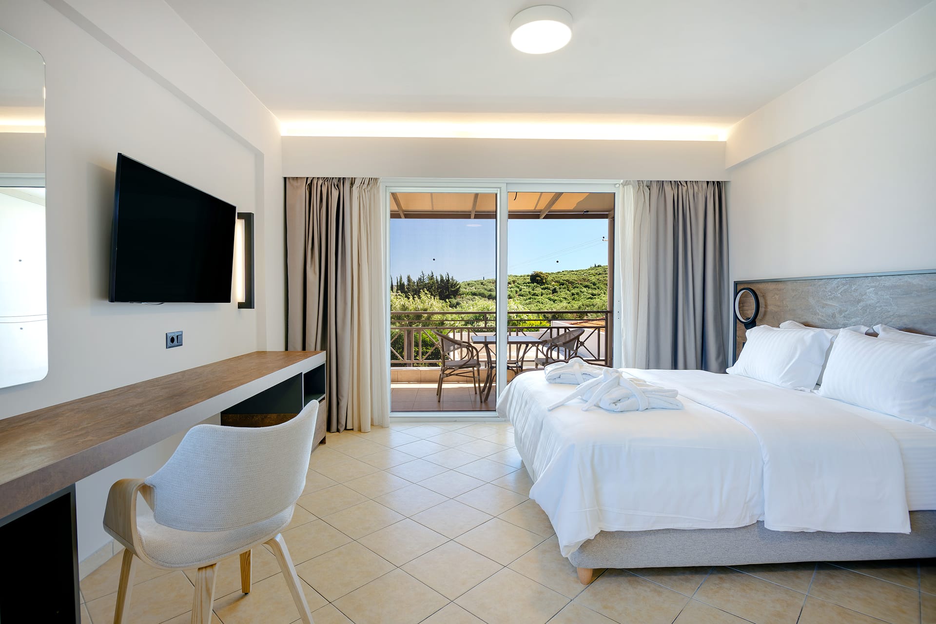 EXECUTIVE DOUBLE GARDEN VIEW