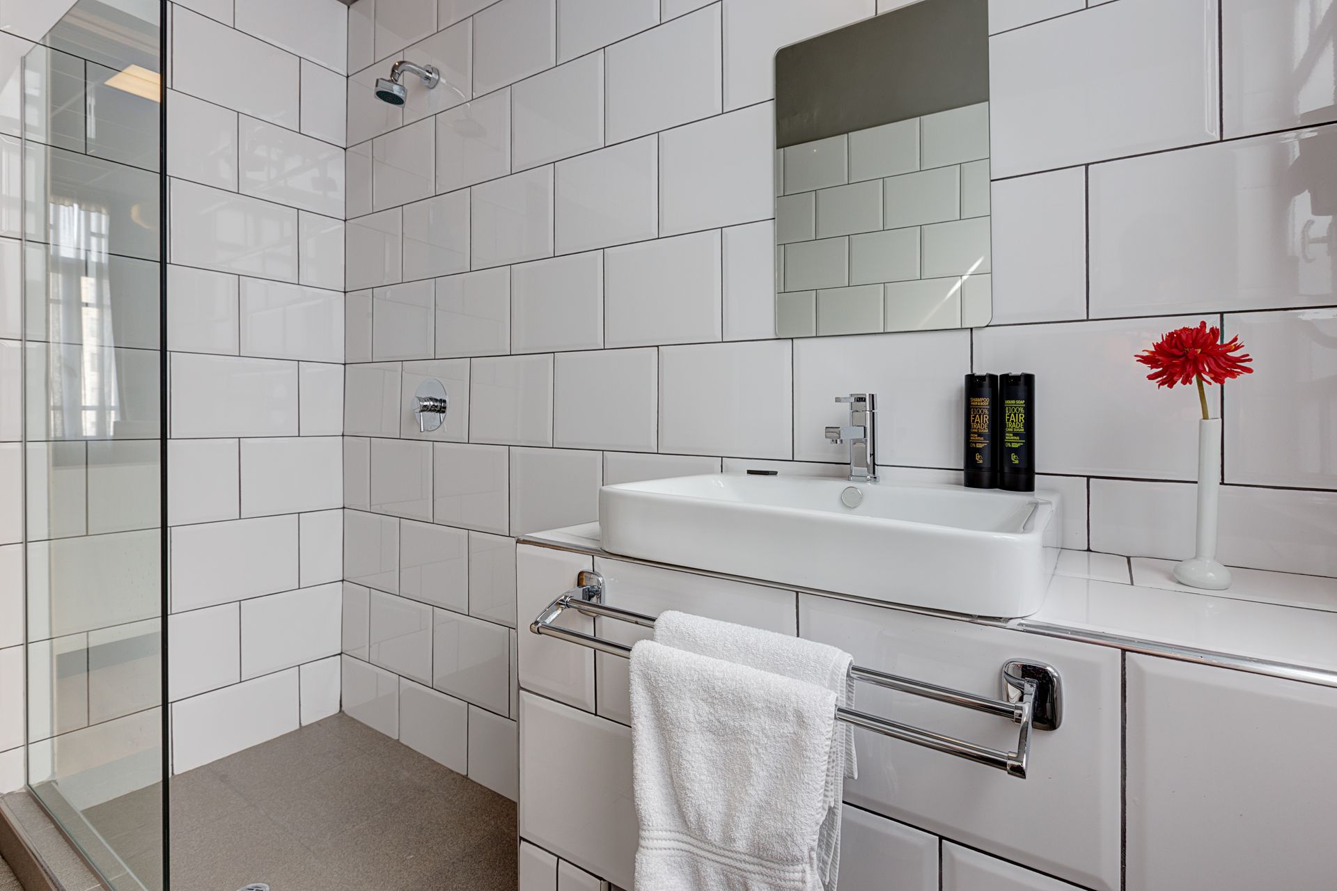 Fresh Executive Room