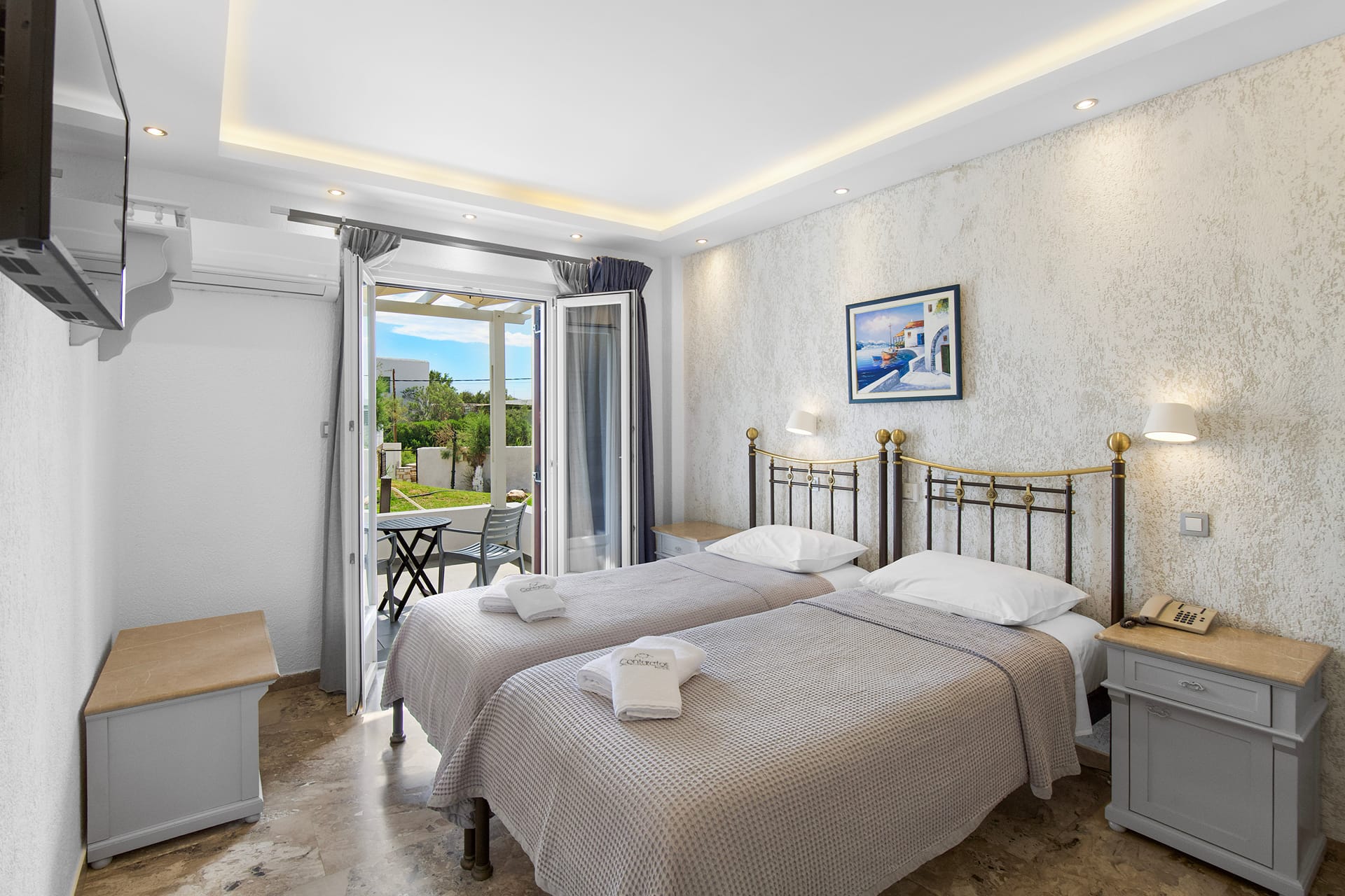 Contaratos Beach Paros, Nausa, Grčka — Budget Double / Twin Room Garden View