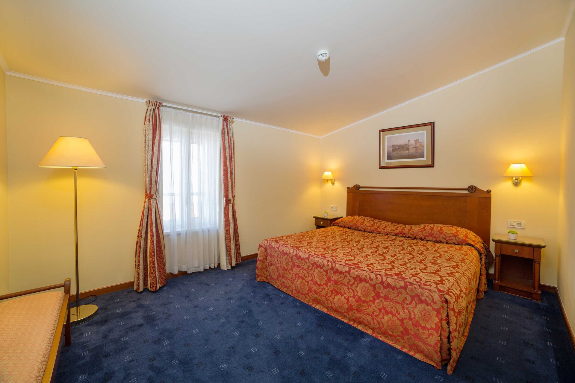 Standard Double/Twin Room 25 m² Sea View-2