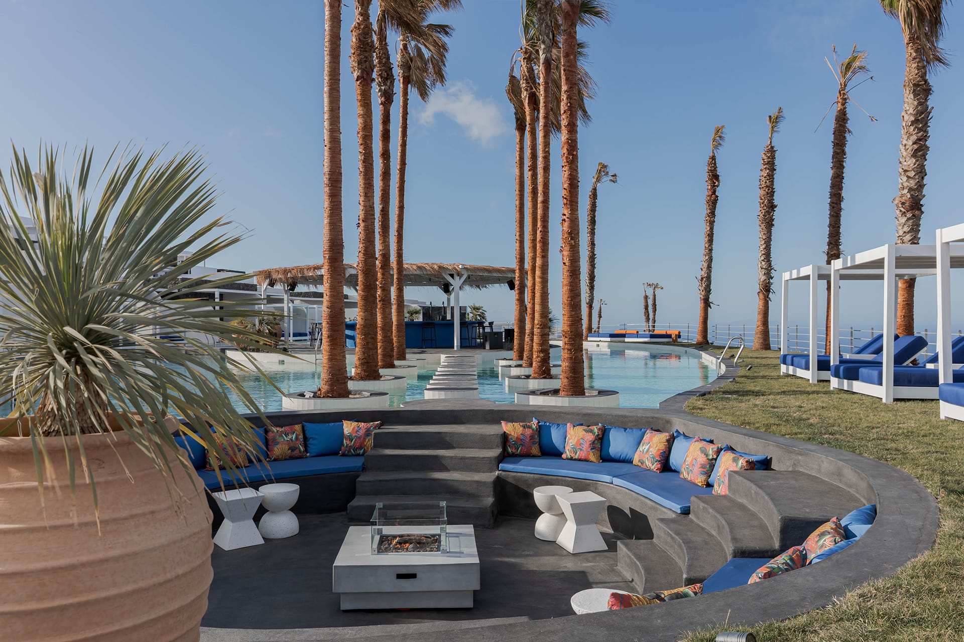 Cresanto Luxury Suites, ,