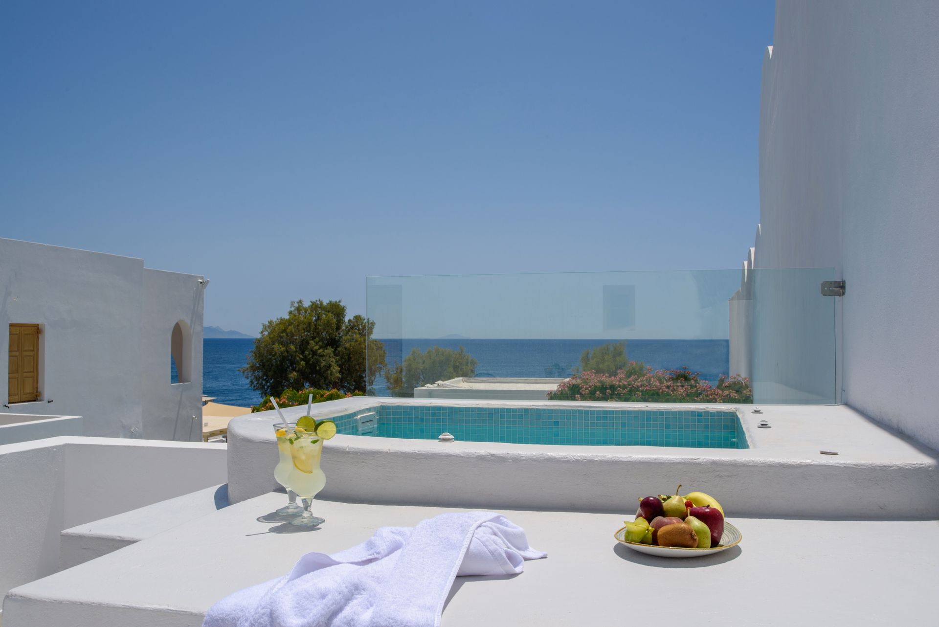 Deluxe Apartment Santorini Crystal Blue Suites Kamari Santorini