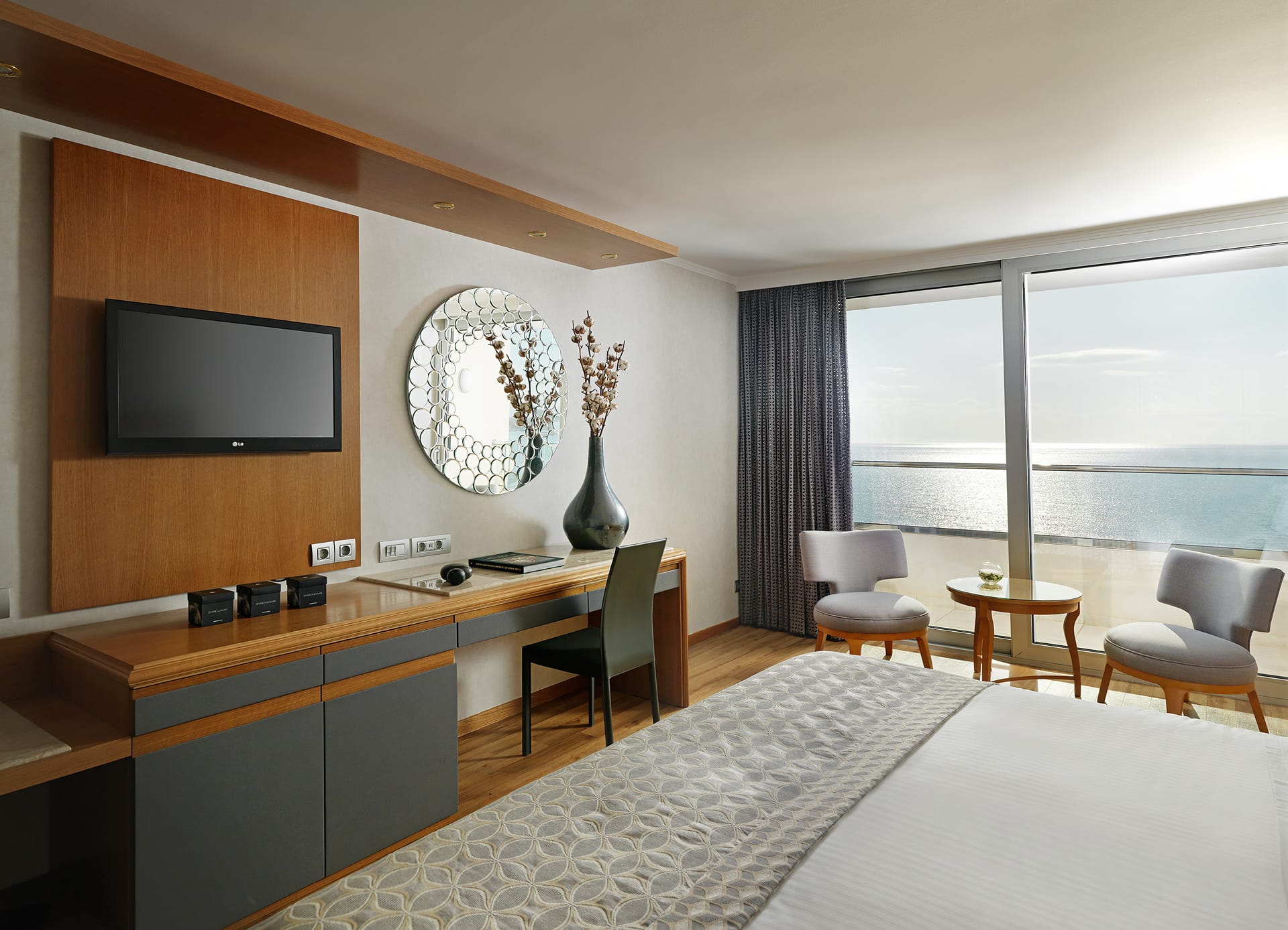 Executive Room Front Sea View