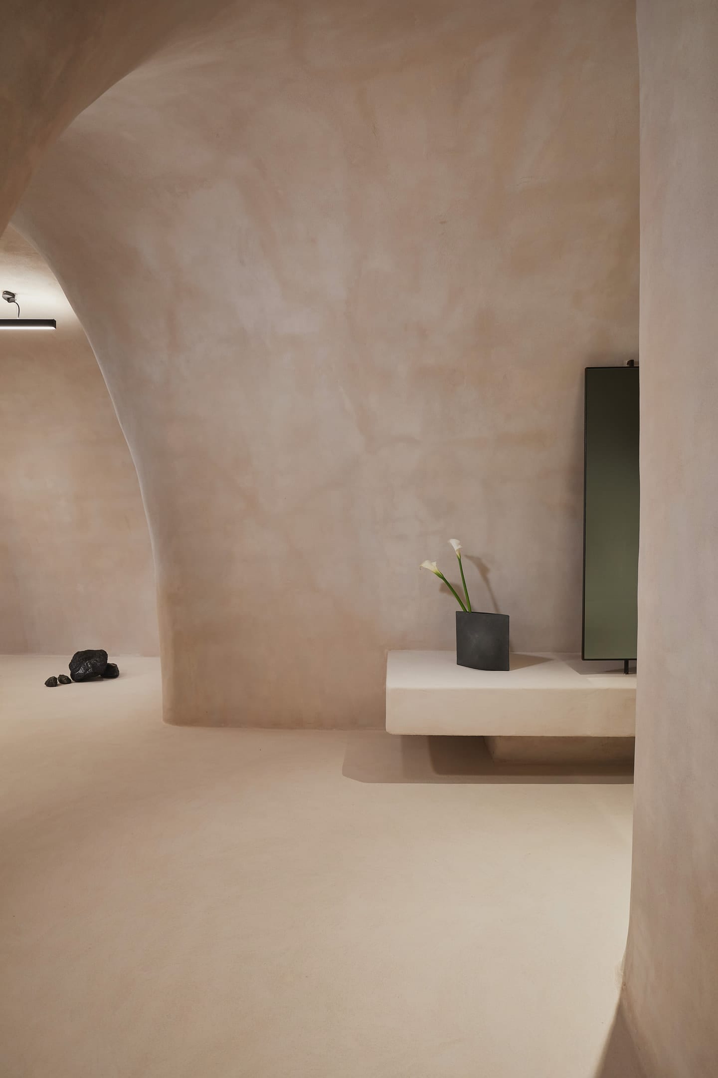 Cosmic Cave Suite with Outdoor Jacuzzi &amp; Caldera View