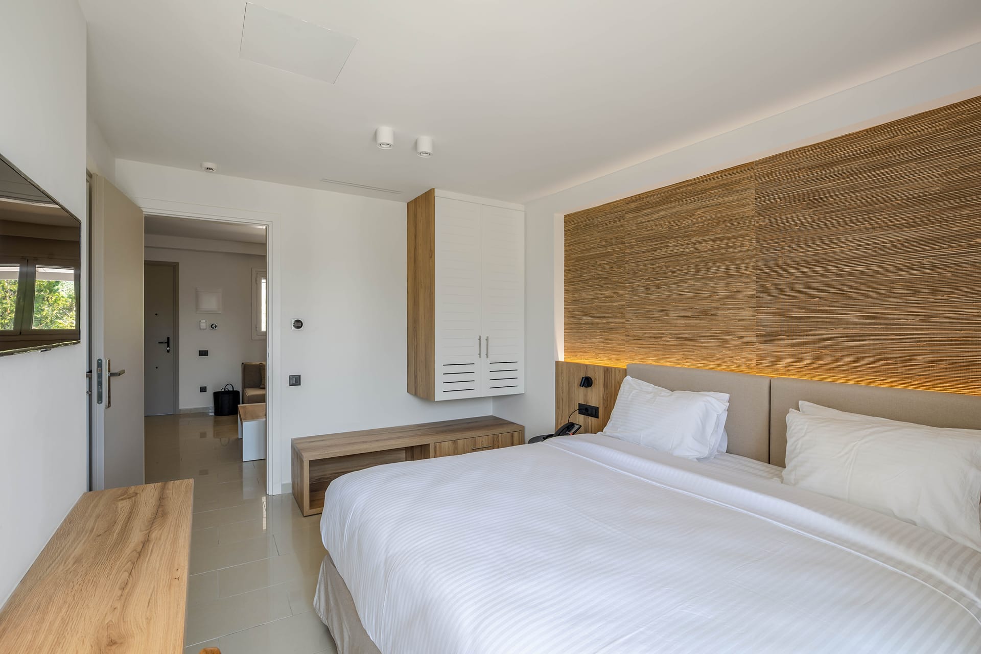 One Bedroom Suite Sea View