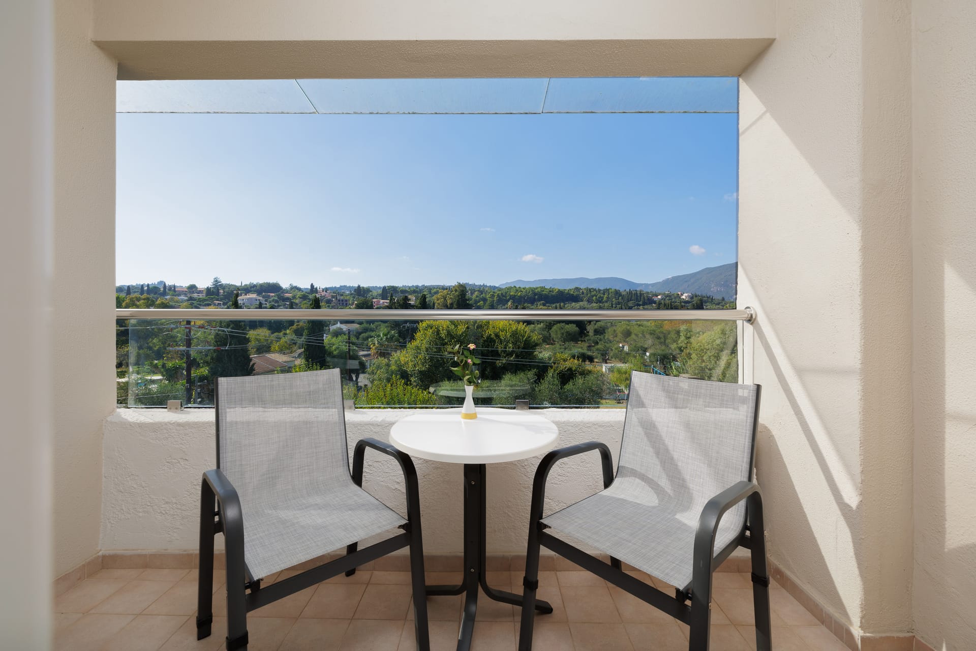 Triple Room with Mountain View
