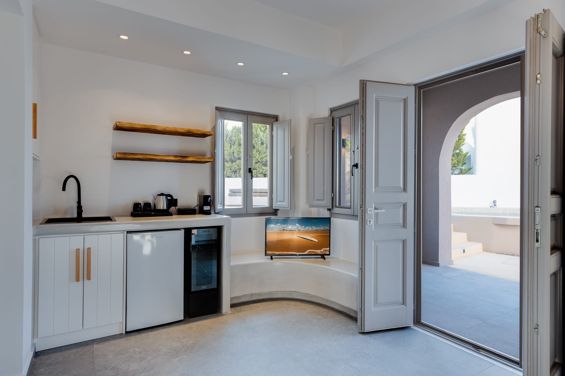 Elegant Suite with Pool & Garden View