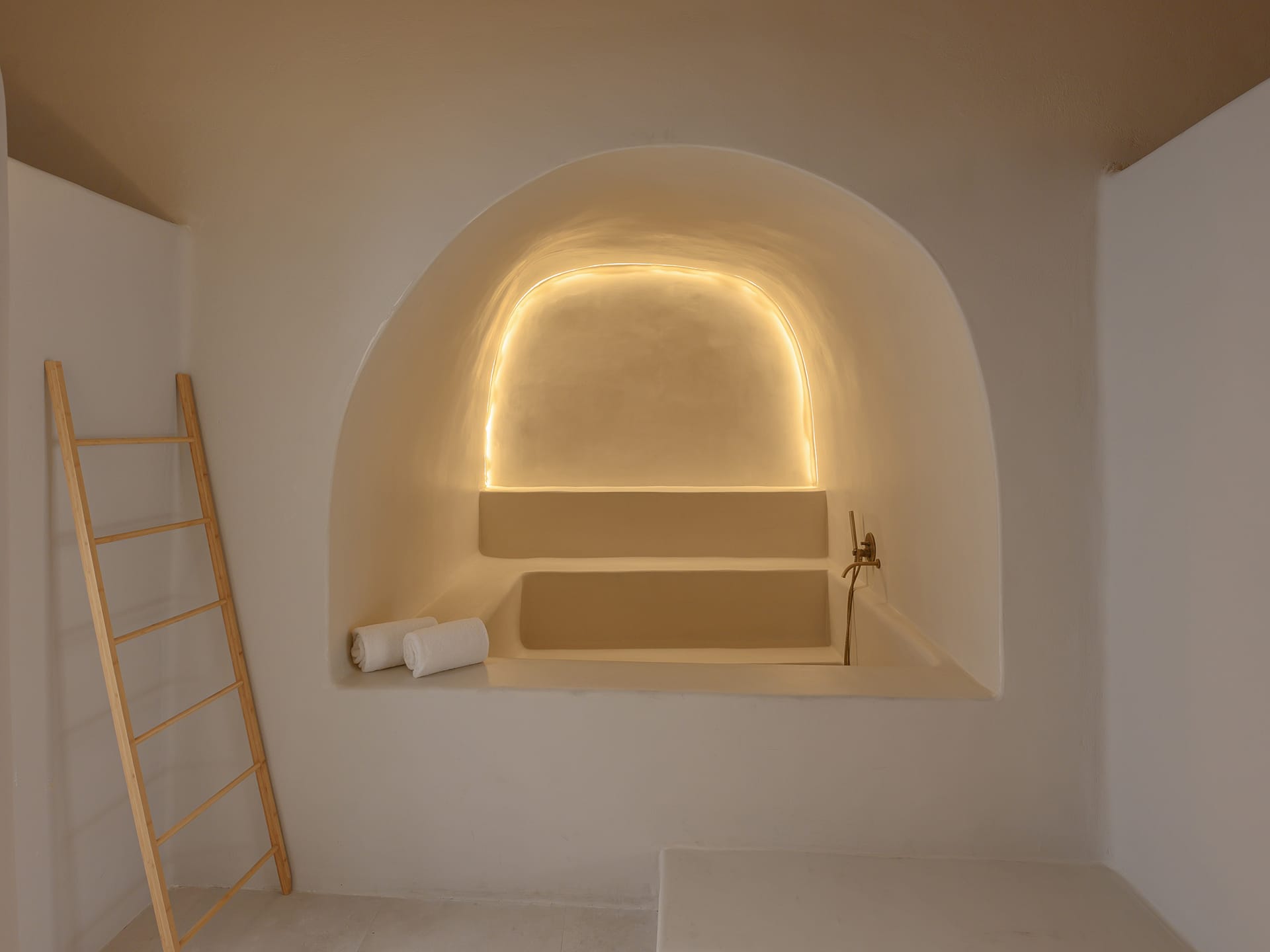 Aithera Cave Villa