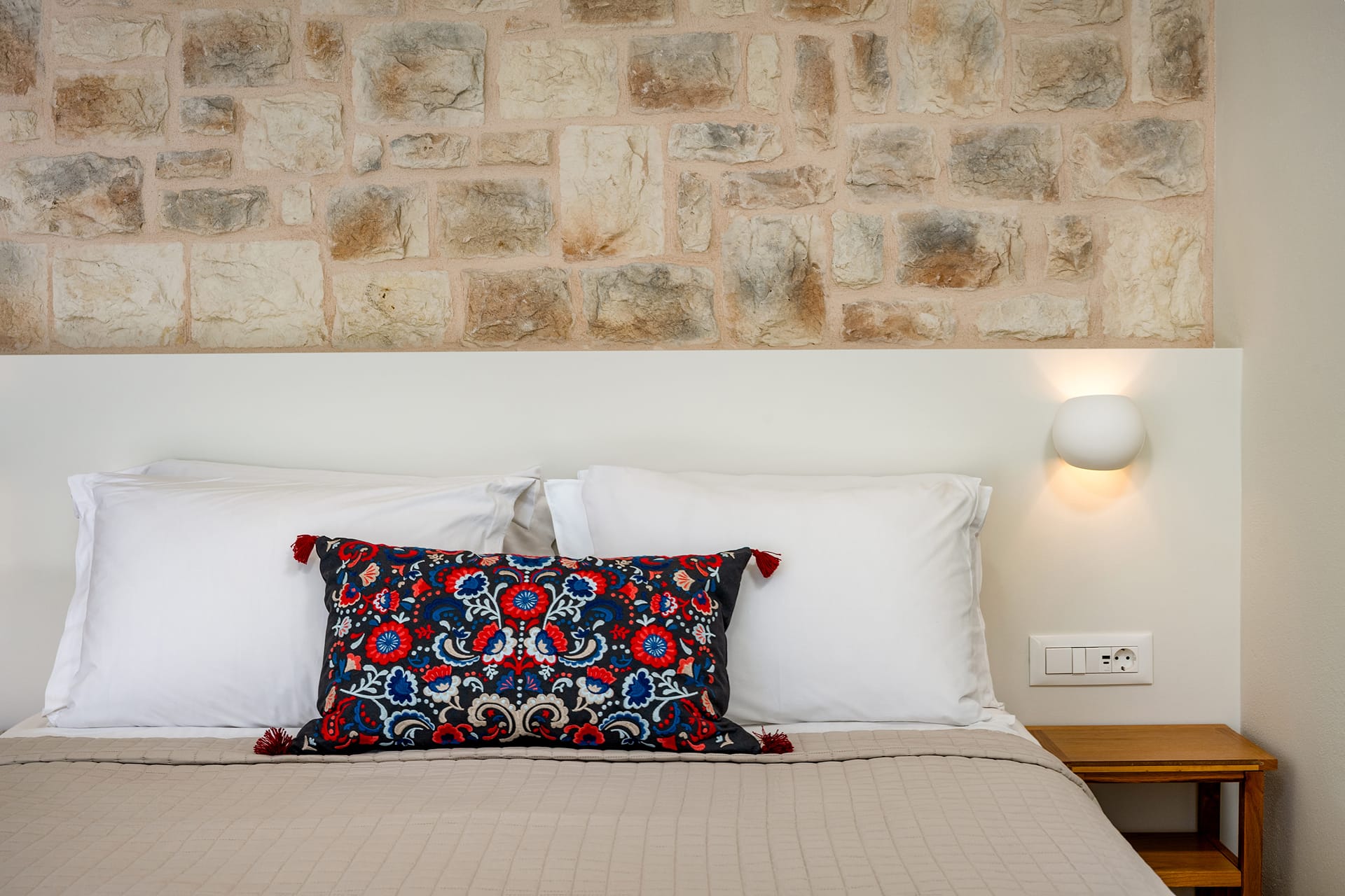 MIrabello Suite with Private pool and Sea view