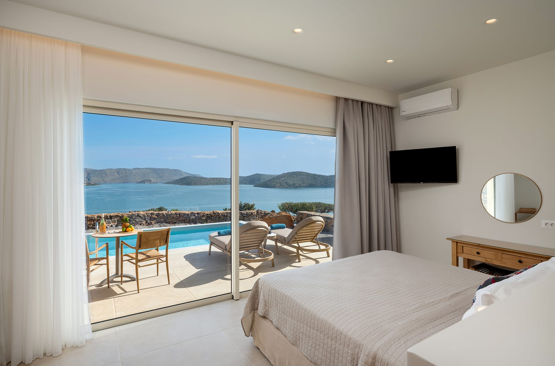 Spinalonga Suite with Private pool and Sea view