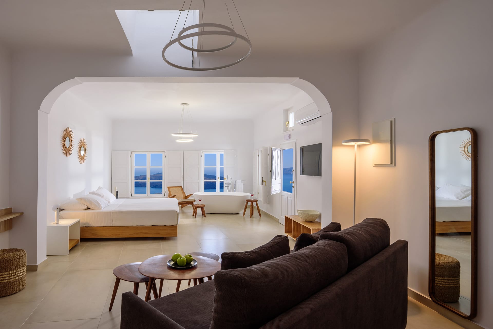 Honeymoon Suite with Caldera View