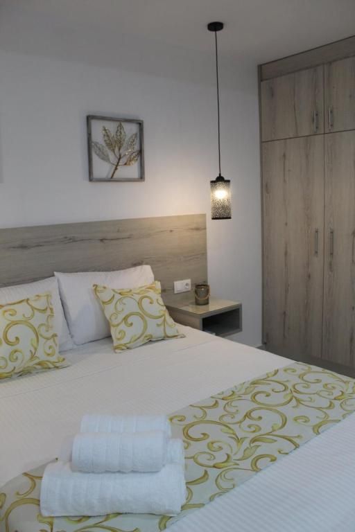 Semi-Βasement Studio ​Double bed